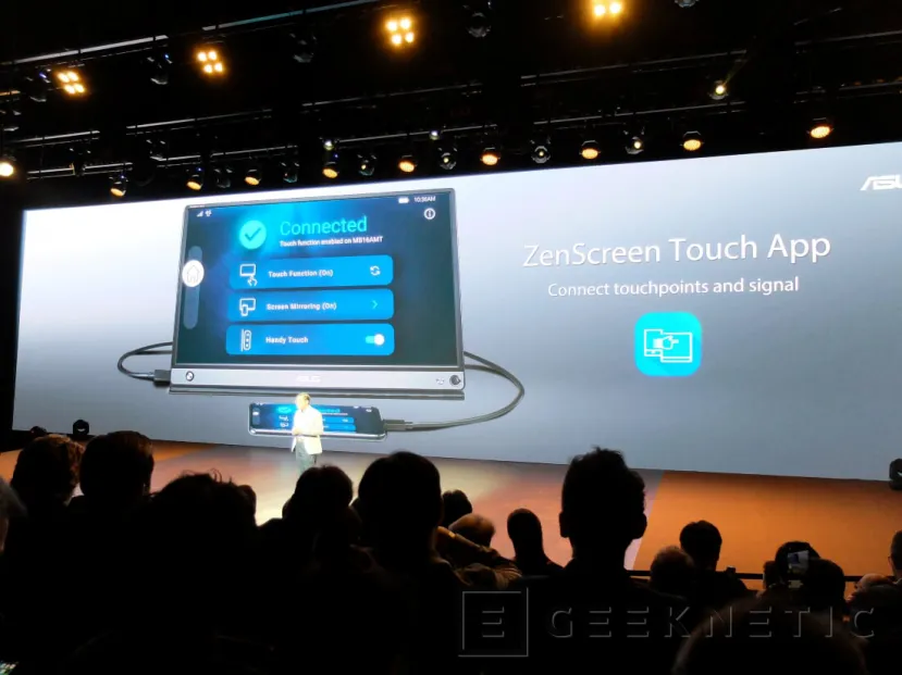 Geeknetic Asus muestra el nuevo monitor portable ZenScreen Touch MB16AMT de 15,6” y batería integrada 2
