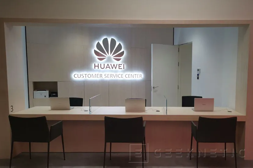 Geeknetic Huawei abre su primera tienda oficial en España con 1000 metros cuadrados en plena Gran Vía de Madrid 4