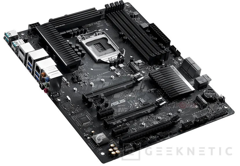 Geeknetic Asus desvela la placa base WS C246-ACE con chipset C246 y capacidad para soportar tanto procesadores Xeon como Intel Core de 8ª y 9ª generación 1