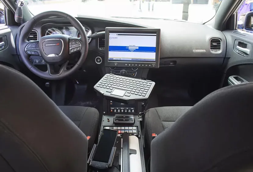 Geeknetic La policía de Chicago adoptará Samsung Dex en sus coches patrulla para sustituir sus ordenadores 2