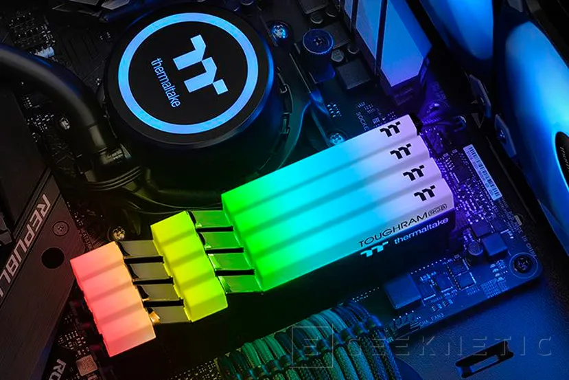 Geeknetic Iluminación RGB y hasta 3.600 MHz en los kits de memoria DDR4 Thermaltake TOUGHRAM RGB  2