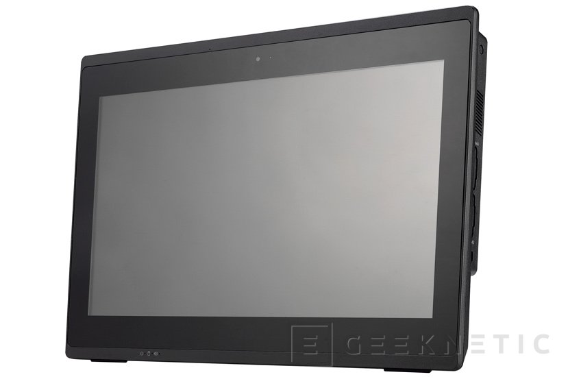 Geeknetic Shuttle P51U, un All in One de 15,6 pulgadas con refrigeración pasiva, batería y CPU Intel Whiskey Lake 1