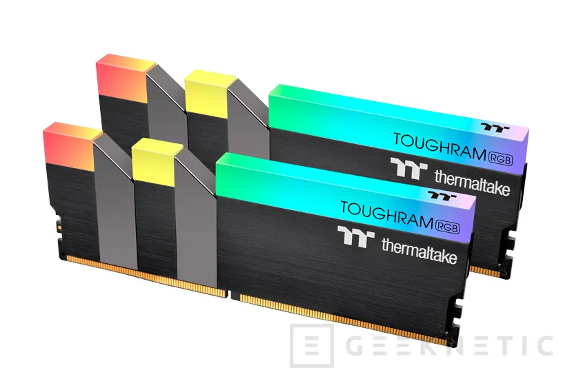 Geeknetic Thermaltake amplía su gama de memorias DDR4 Thoughram RGB con modelos de hasta 4.400 MHz 1
