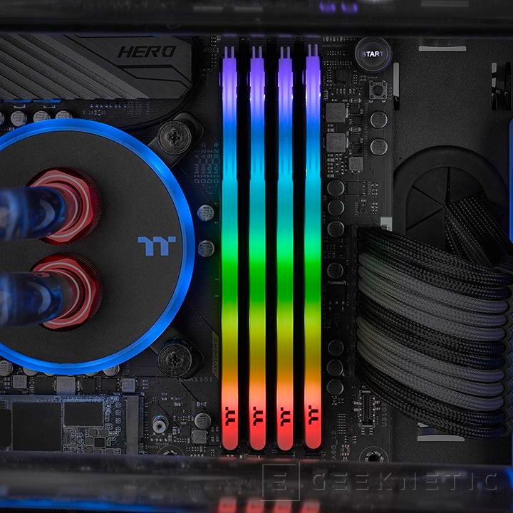 じゅんいち【32GB×1枚】 Toughram RGB DDR4 Thermaltake lanza el kit de memorias de 16GB ToughRAM Z-ONE RGB