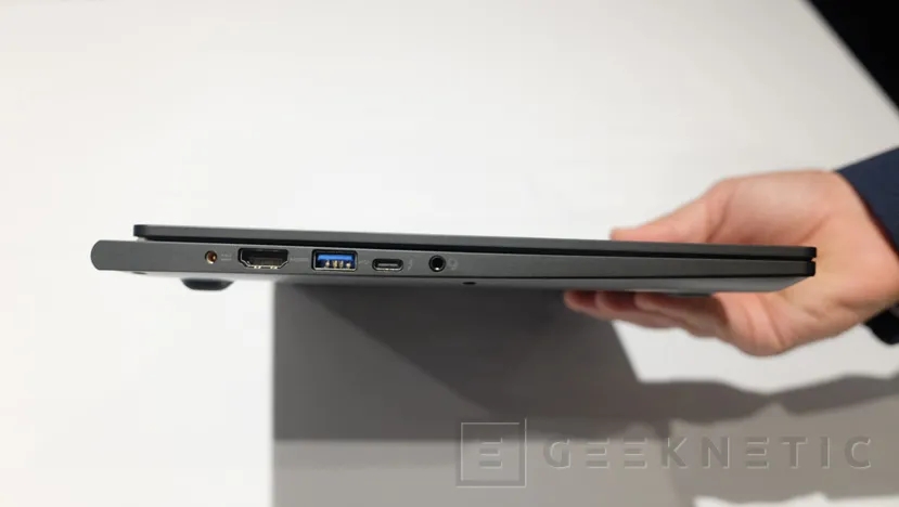 Geeknetic Nuevo TravelMate P6 de Acer, con hasta Intel Core i7 de 10 Gen y 23 horas de batería en tan solo 1.1 Kg de peso y 16.6 mm de grosor 1