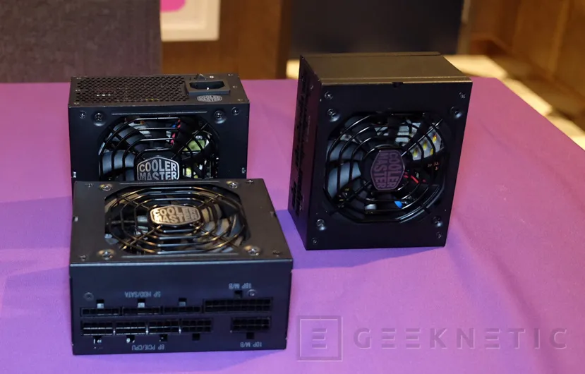 Geeknetic Cooler Master presenta las primeras fuentes de alimentación en tamaño SFX con 80 PLUS Gold de hasta 850W 1