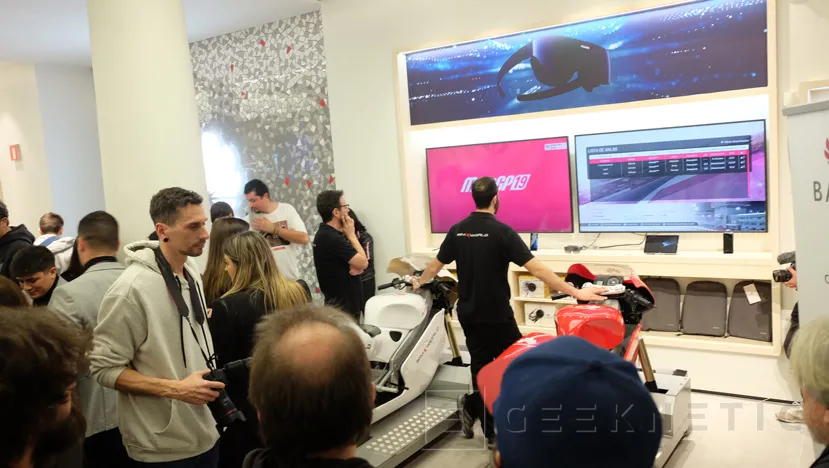 Geeknetic Huawei abre en Barcelona su segunda tienda más grande fuera de china 2