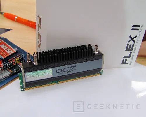 Geeknetic Cebit. OCZ presenta la Flex2 XLC 2