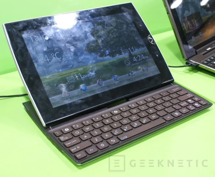 Geeknetic [MWC] ASUS nos sorprende con sus Eee Pad Slider y Transformer 1