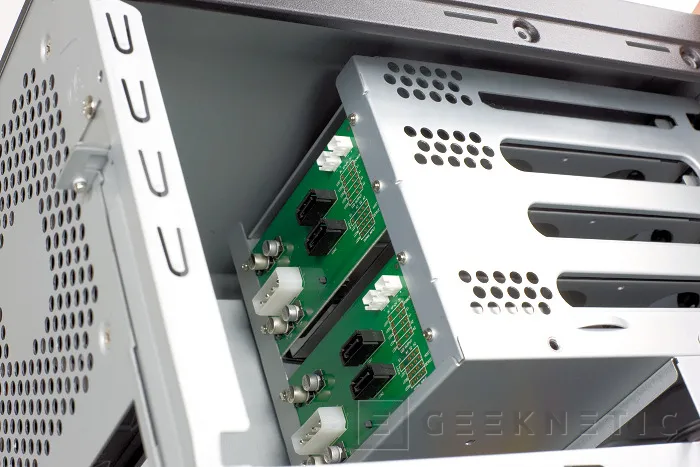 Eolize presenta nueva caja NAS para placas Mini-ITX, Imagen 2