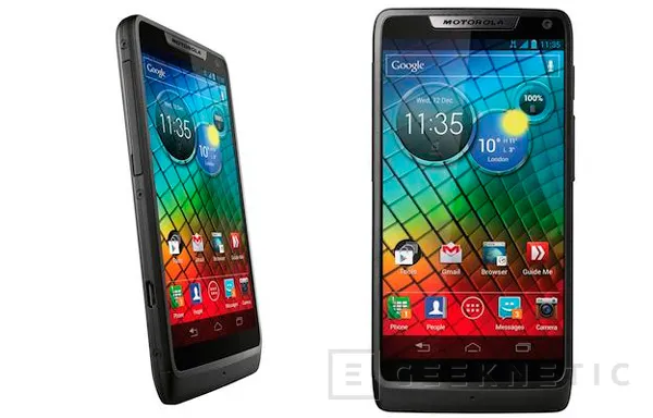 Motorola RAZR i, smartphone con Android ICS y CPU Intel Medfield, Imagen 1