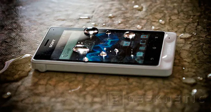 Sony Xperia Go, smartphone resistente al agua, Imagen 2