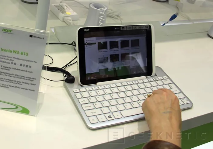 Computex 2013. ACER. Iconia W3, tablet de 8 pulgadas con Windows 8 de escritorio, Imagen 2