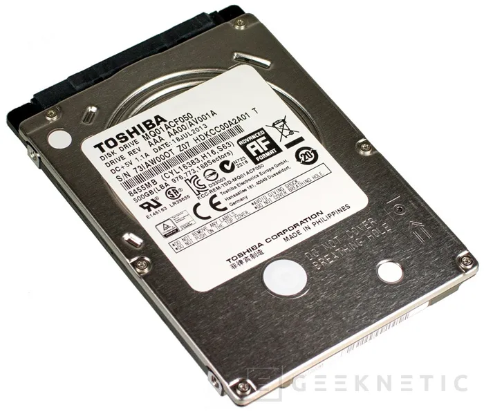 Toshiba MQ01ACF, un disco duro de 2.5 pulgadas y 7 mm de ancho de alto rendimiento, Imagen 1
