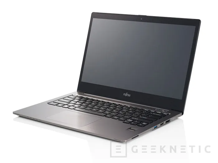 Fujitsu LifeBook U904, un ultrabook con pantalla de 3200 x 1800 píxeles, Imagen 2