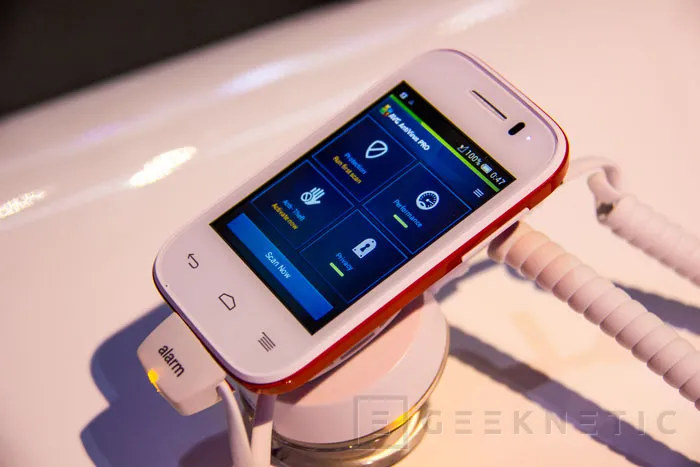 Alcatel One Touch Pop Fit, el smartphone "wearable", Imagen 2