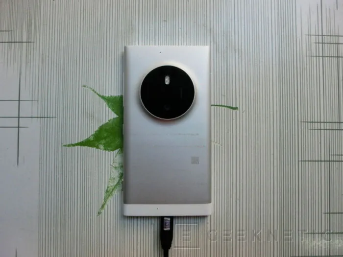 Aparecen imágenes del posible sucesor del Lumia 1020, Imagen 1