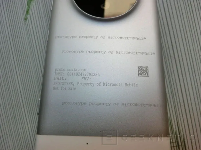 Geeknetic Aparecen imágenes del posible sucesor del Lumia 1020 1