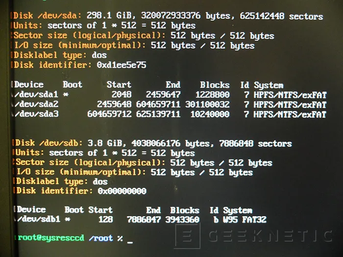 Geeknetic Cómo cambiar la contraseña perdida en Windows 8 o Windows 8.1 con SystemRescueCD.  1