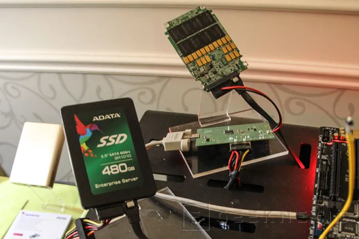 ADATA muestra el SSD empresarial SR1010, Imagen 2