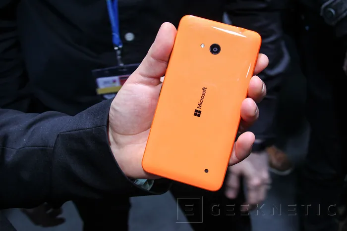 Geeknetic Microsoft presenta oficialmente los Lumia 640 y Lumia 640 XL 5