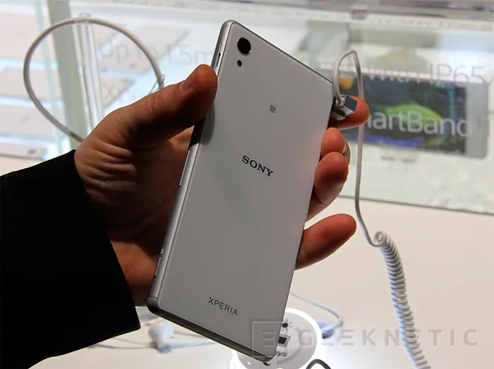 Geeknetic El nuevo Sony Xperia M4 Aqua nos muestra qué esperar de la gama media este año 2