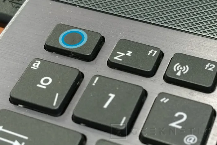 Los portátiles de Toshiba incluirán una tecla dedicada para Cortana, Imagen 1