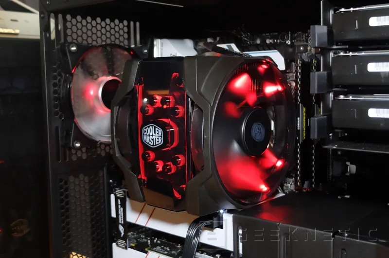 Nuevo disipador de gama alta Cooler Master MasterAir Maker 8 con cámara de vapor 3D, Imagen 3