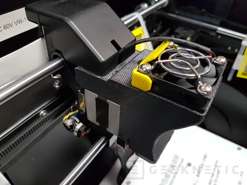Geeknetic Impresora 3D EntresD UP BOX 5