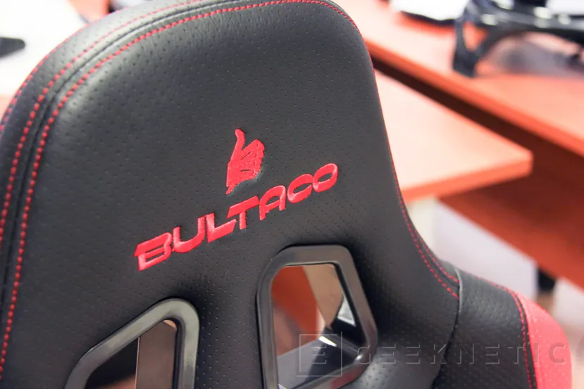 Geeknetic Bultaco GT301 Gaming Chair  3
