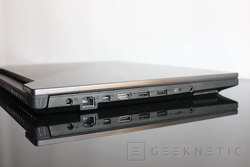 Geeknetic Review Portátil ASUS ROG Strix SCAR II GL504GS 8