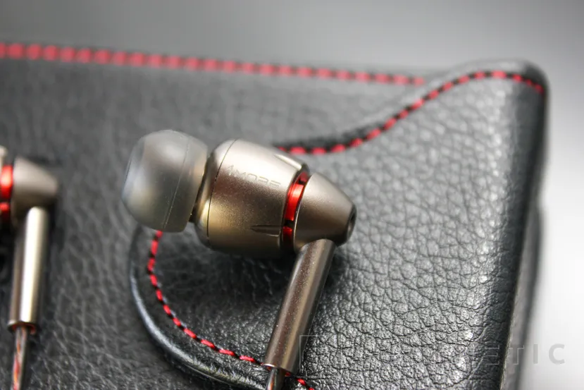 Geeknetic Review Auriculares 1MORE Quad Driver In Ear E1010 7