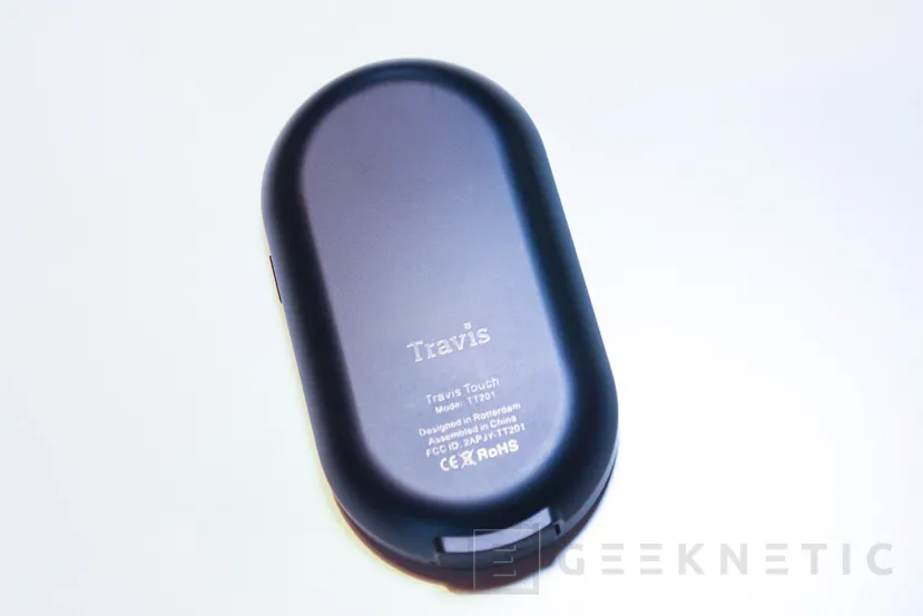 Geeknetic Review Traductor Portátil Travis Touch 7