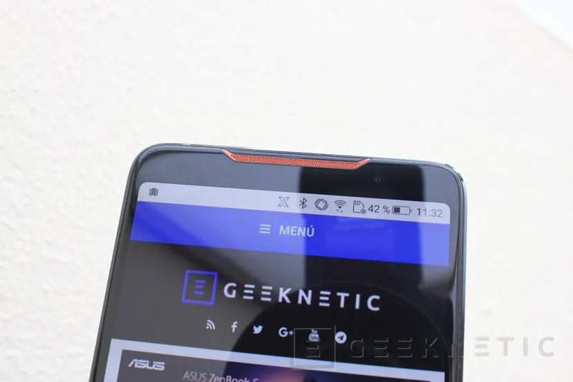 Geeknetic Review ASUS ROG Phone 8