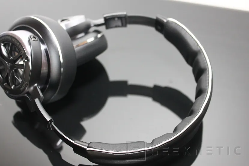 Geeknetic Review Auriculares 1MORE Triple Driver Over-Ear H1707 17