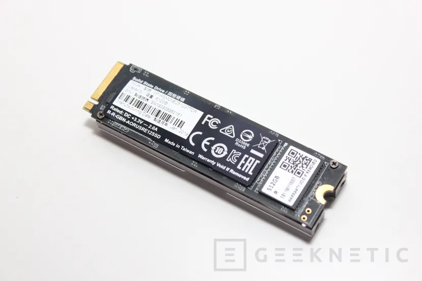 Geeknetic Review Aorus RGB M.2 NVMe SSD 512GB 5