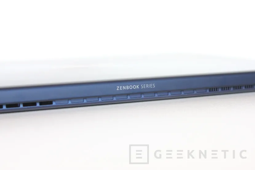 Geeknetic Review ASUS Zenbook 15 UX533FD 34