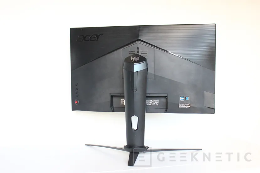 Geeknetic Review Monitor Acer Predator XB273K 4K G-SYNC HDR400 5