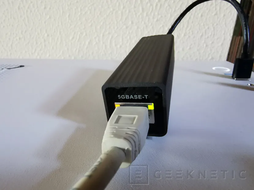 Geeknetic Review Adaptador QNAP QNA-UC5G1T USB 3.0 a 5 GbE 8