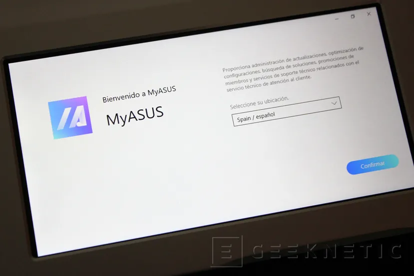 Geeknetic Review ASUS Vivobook S15 con ScreenPad 2.0 17