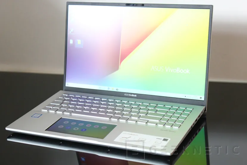 Geeknetic Review ASUS Vivobook S15 con ScreenPad 2.0 43