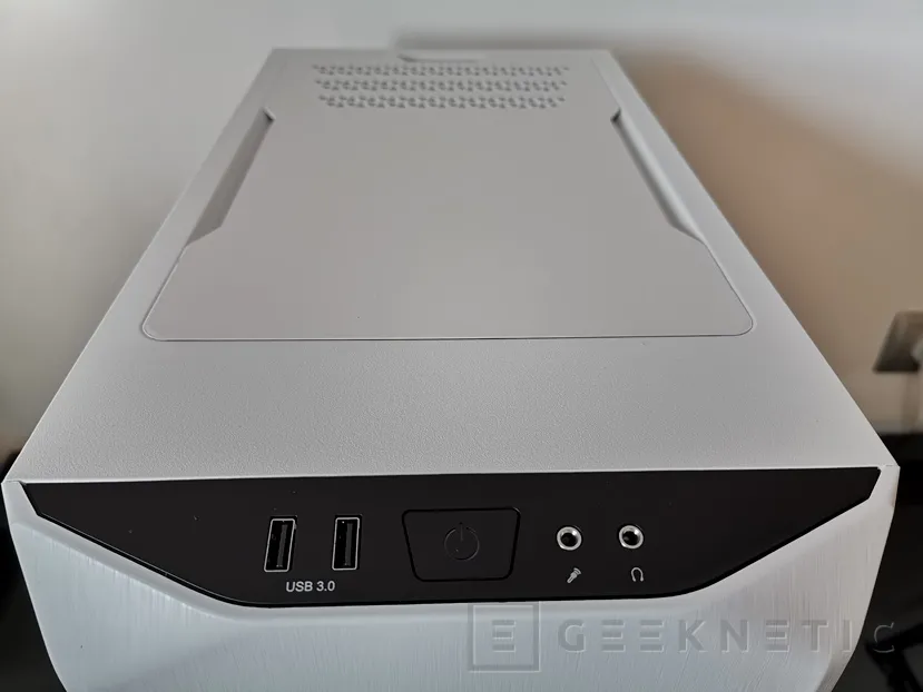 Geeknetic Review Caja Be Quiet! Pure Base 500 9