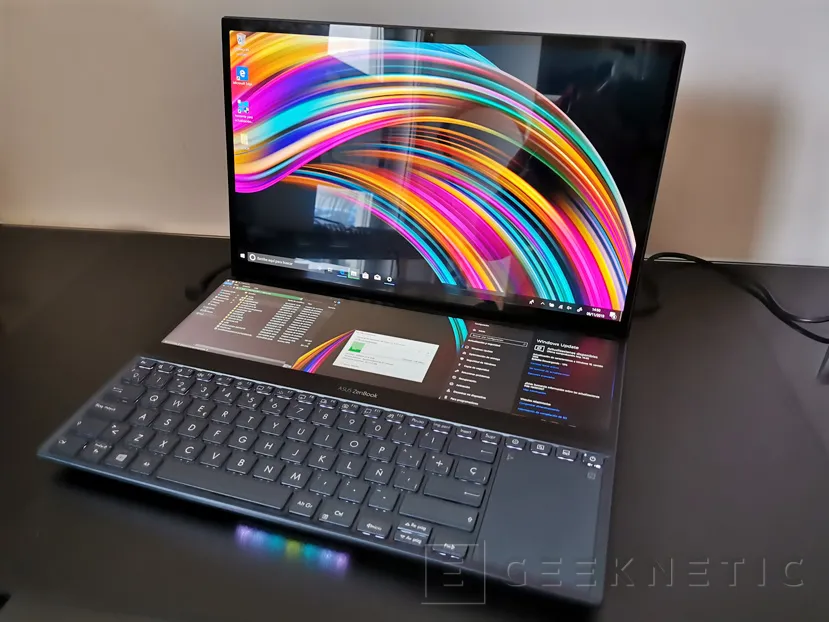 Geeknetic Review ASUS Zenbook Pro Duo UX581 con ScreenPad Plus 58