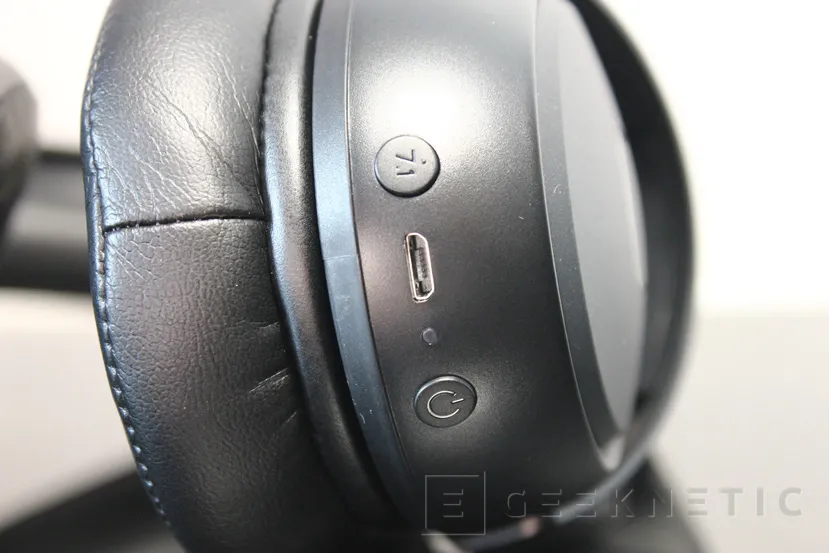 Geeknetic Review Auriculares Cooler Master MH670 12