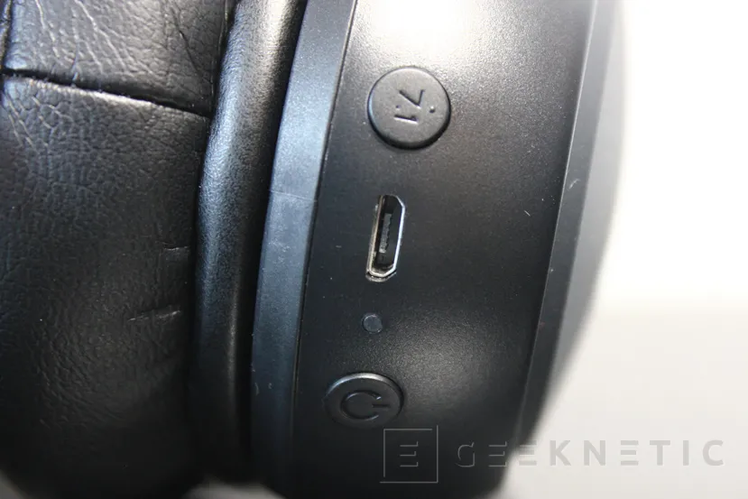 Geeknetic Review Auriculares Cooler Master MH670 16