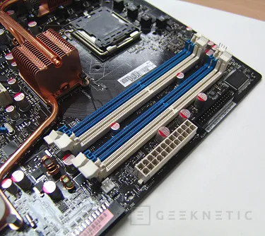 Geeknetic ASUS Commando: mission overclocking 8