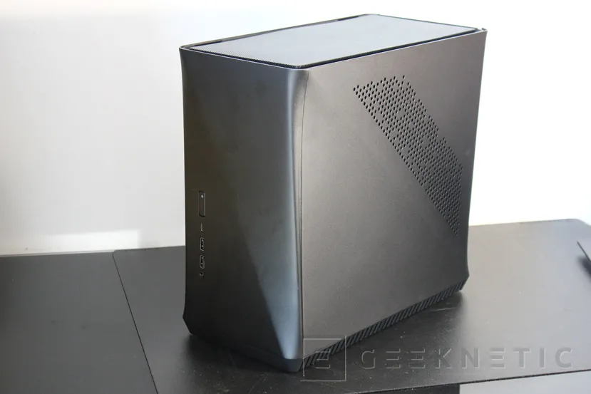 Geeknetic Review Caja Mini-ITX Fractal ERA 34