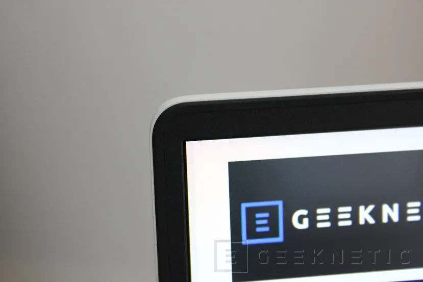 Geeknetic Review ASUS ROG Zephyrus G14 con AMD Ryzen 9 4900HS 6