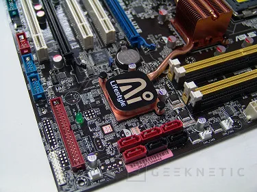 Geeknetic ASUS P5K Deluxe Wifi-AP con el nuevo chipset P35 de Intel 4