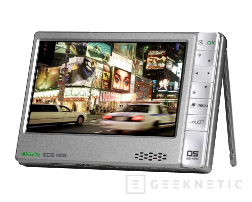 Geeknetic IPod Touch Vs. Archos 605 Wifi 4